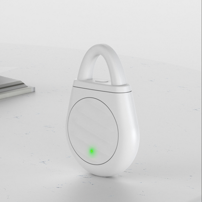 🔥Limited time offer Buy 3 get 1 free！🐦No more trouble from birds, beasts and locusts！Portable Ultrasonic Bird Repellent Keychain